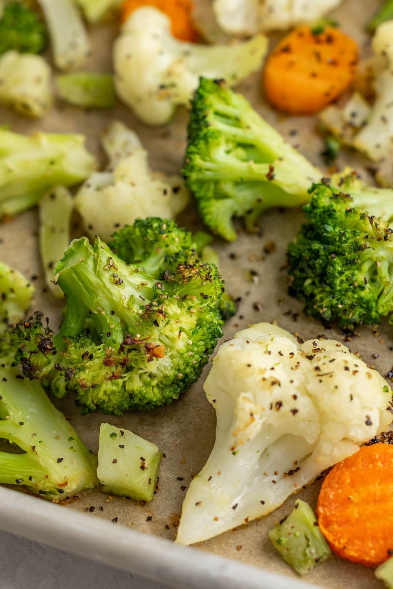 Close up view of CA blend veggies on a roasting pan.